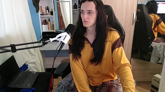 MemiKouki online show from March 19, 2025, 4:45 pm