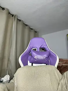 Miaa love6969 online show from February 8, 2026, 11:13 am