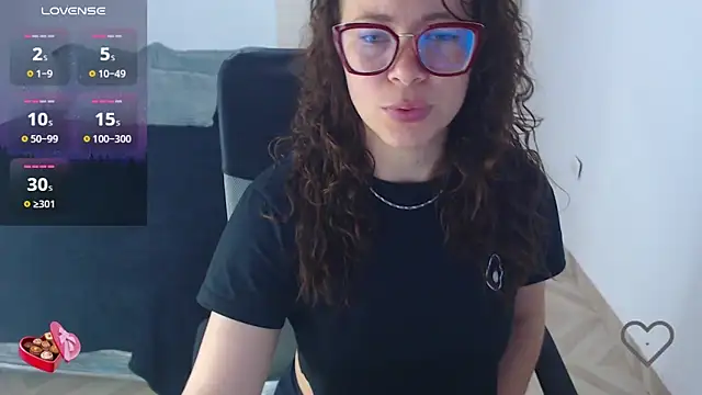 SharonR1 online show from May 23, 2026, 11:36 am