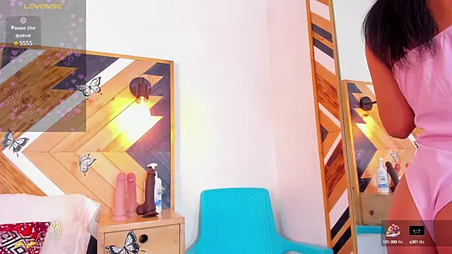 Snapshot of Kathaleiya_Ozz chatting on February 20, 2025, 8:25 pm Kathaleiya Ozz online show from February 20, 2025, 8:25 pm