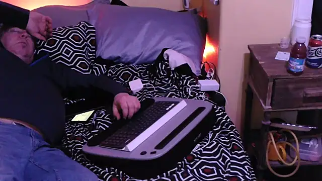 Mic Oxinner online show from February 23, 2026, 11:24 pm