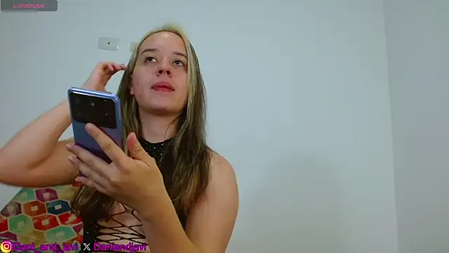 Snapshot of Dani_javi chatting on February 14, 2025, 4:15 am Dani javi online show from February 14, 2025, 4:15 am