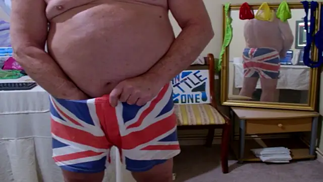 john little one1 online show from September 27, 2025, 6:46 pm