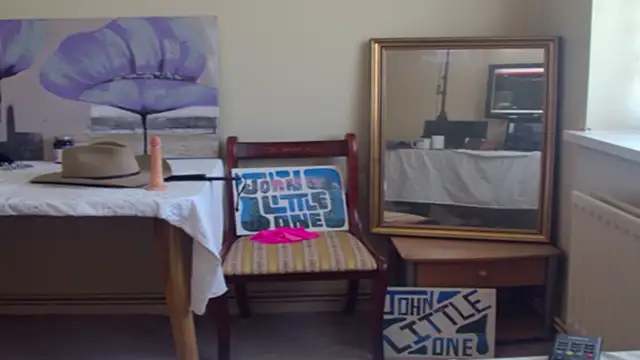 Snapshot of john_little_one1 chatting on June 10, 2026, 3:00 pm john little one1 online show from June 10, 2026, 3:00 pm