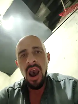 fire menxxx001 online show from April 19, 2026, 9:06 pm