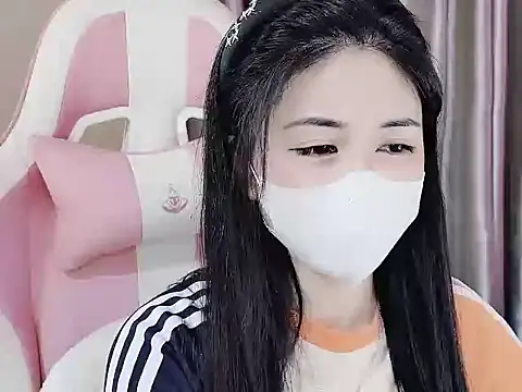  Lygn   online show from February 1, 2025, 6:29 pm