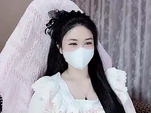  Lygn   online show from October 24, 2025, 5:53 pm