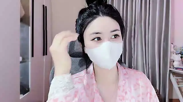  Lygn   online show from November 26, 2025, 7:09 am