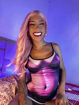 Snapshot of Alexa_Chanell_Oficial chatting on May 22, 2026, 5:25 am Alexa Chanell Oficial online show from May 22, 2026, 5:25 am