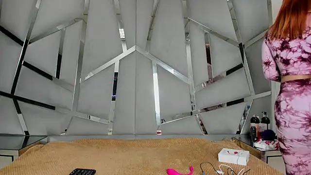 Catherinee69 x online show from November 29, 2025, 2:58 am