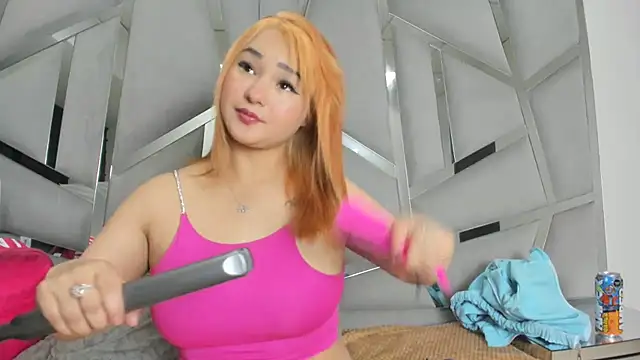 Catherinee69 x online show from December 2, 2025, 3:34 am