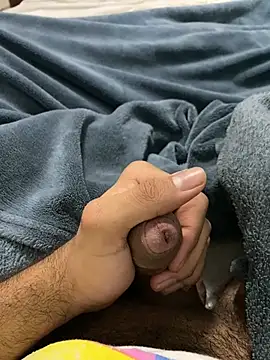 Mendes77777777777 online show from February 5, 2026, 5:45 am