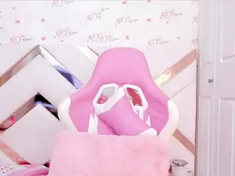 BriggitteEbonny online show from March 5, 2025, 9:15 pm