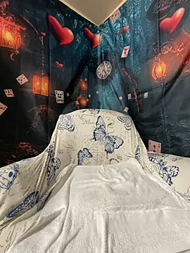 Snapshot of Lollipoplover52 chatting on March 3, 2026, 4:18 am Lollipoplover52 online show from March 3, 2026, 4:18 am