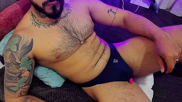 Snapshot of mikemulerr chatting on February 17, 2026, 11:22 pm mikemulerr online show from February 17, 2026, 11:22 pm