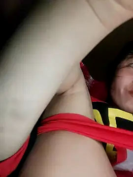 Snapshot of Lien-Yeu chatting on February 4, 2025, 1:16 pm Lien-Yeu online show from February 4, 2025, 1:16 pm