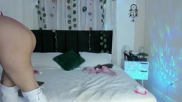 party-naugthysex online show from February 2, 2025, 8:30 pm