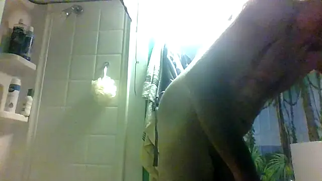 jaxx12369 online show from April 16, 2026, 12:00 am