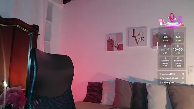 madisex s online show from September 11, 2025, 12:49 pm