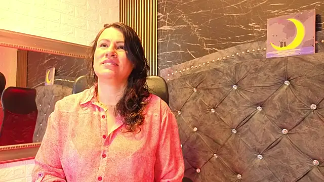 Snapshot of charlotte__G chatting on June 1, 2026, 11:34 am charlotte G online show from June 1, 2026, 11:34 am