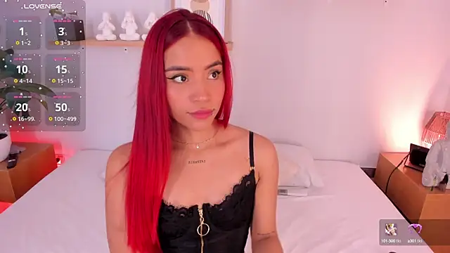 Scarlett Morgan  online show from January 22, 2025, 6:41 pm