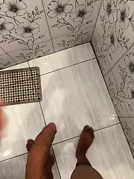 Snapshot of vintin21cm chatting on October 19, 2025, 3:40 am vintin21cm online show from October 19, 2025, 3:40 am