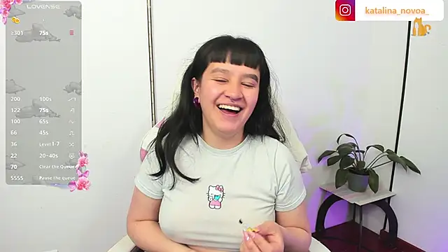 Katalina novoa online show from July 22, 2026, 2:25 am