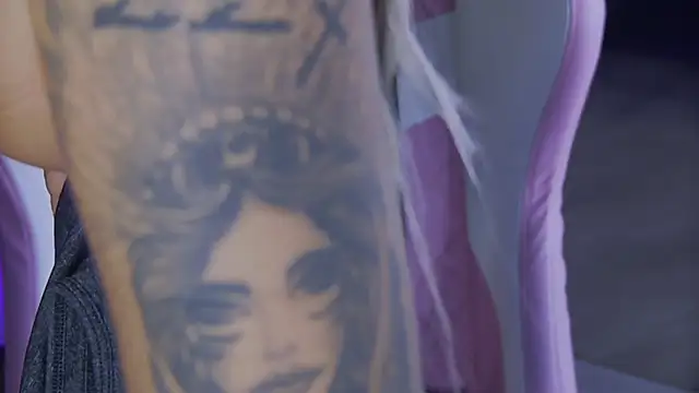 shayblonde online show from December 14, 2024, 8:29 pm