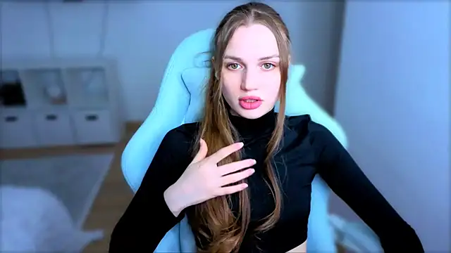 StellaLawless online show from March 10, 2026, 7:52 pm