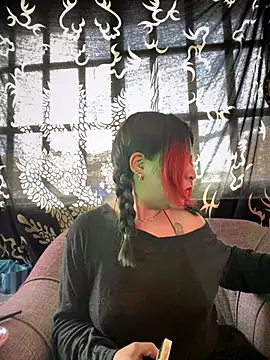 Kimber 666 online show from October 9, 2025, 7:45 pm