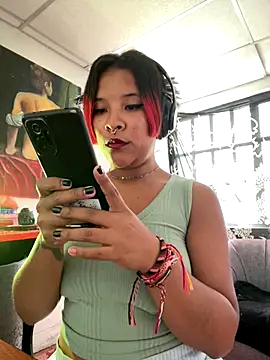 Kimber 666 online show from October 30, 2025, 6:41 pm