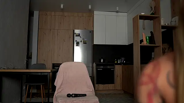 Nikita Karma online show from October 24, 2025, 11:39 am