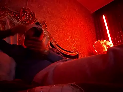 Snapshot of denisxlRo chatting on February 26, 2026, 4:06 pm denisxlRo online show from February 26, 2026, 4:06 pm