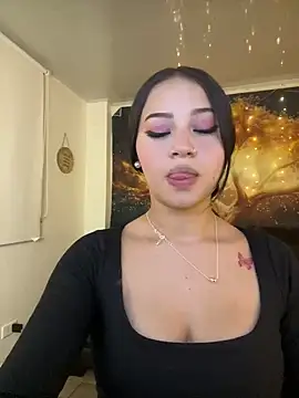 abbymnd online show from December 13, 2024, 8:37 pm