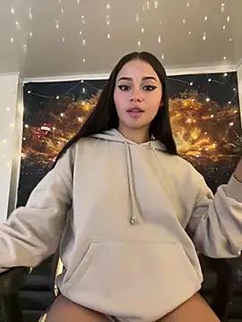 abbymnd online show from February 3, 2025, 10:54 pm