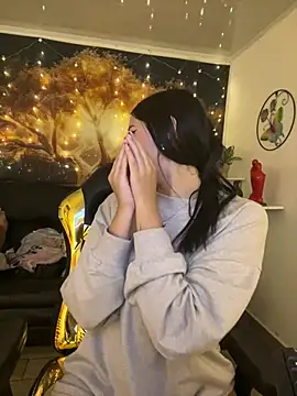 abbymnd online show from March 12, 2025, 10:26 am