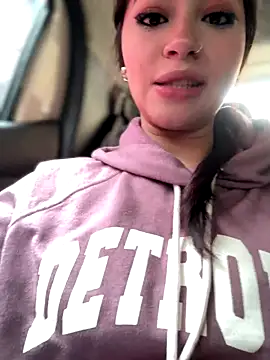 abbymnd online show from September 18, 2025, 3:58 pm