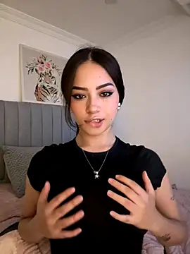 abbymnd online show from September 20, 2025, 11:17 pm