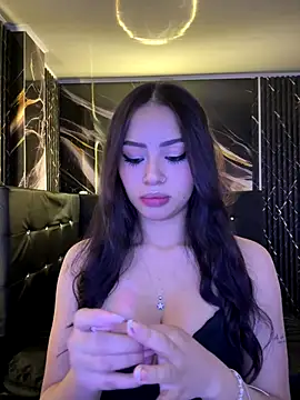 abbymnd online show from October 20, 2025, 9:37 pm