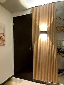 abbymnd online show from November 4, 2025, 7:13 pm