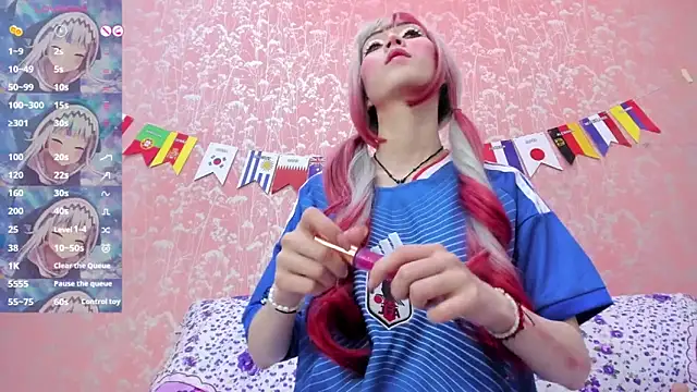 NEZUKO MITSURI online show from June 20, 2026, 1:14 pm