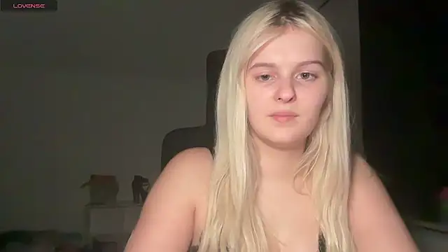 Allylove03 online show from September 26, 2025, 6:34 pm