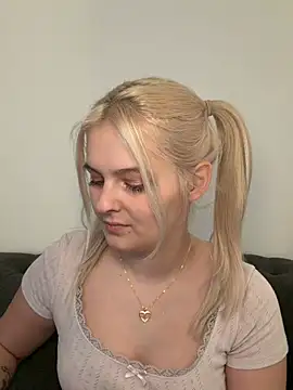 Allylove03 online show from March 7, 2026, 3:20 pm