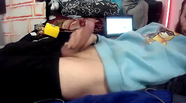 Snapshot of pervy_devil chatting on March 20, 2025, 1:15 pm pervy devil online show from March 20, 2025, 1:15 pm