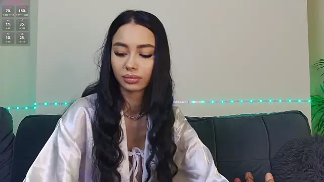 Snapshot of OnlyXandra chatting on January 17, 2025, 8:56 am OnlyXandra online show from January 17, 2025, 8:56 am