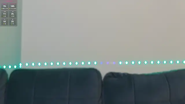 Snapshot of OnlyXandra chatting on January 28, 2025, 8:25 am OnlyXandra online show from January 28, 2025, 8:25 am