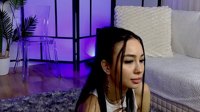 Snapshot of OnlyXandra chatting on November 1, 2025, 5:53 am OnlyXandra online show from November 1, 2025, 5:53 am