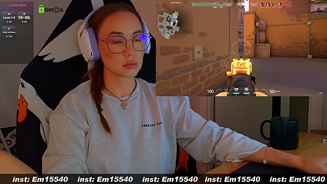 Snapshot of Emili1- chatting on January 16, 2025, 1:04 pm Emili1- online show from January 16, 2025, 1:04 pm