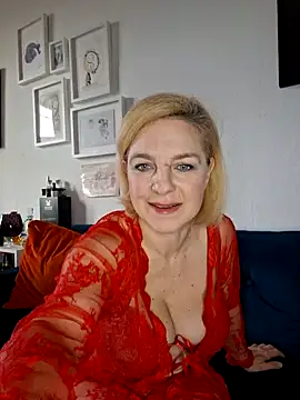 FrauleinSchmitt online show from January 31, 2025, 8:11 am