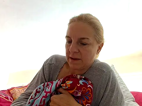 FrauleinSchmitt online show from October 2, 2025, 7:48 am